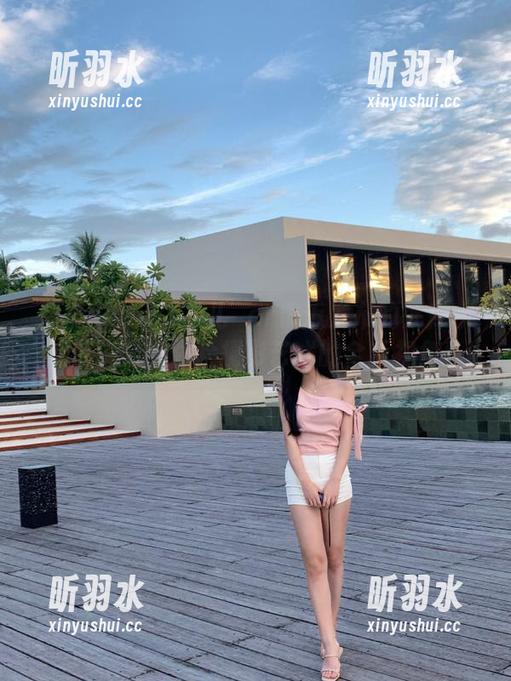 花漾show - 玥儿玥er最近发布的死库水原图，带你体验摄影艺术的全新视角！