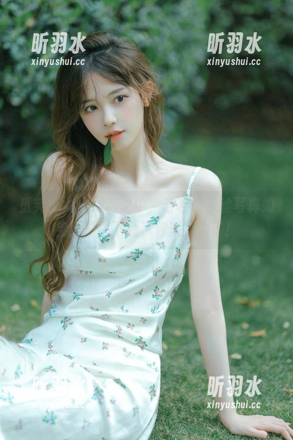 觅芙少女 - 网盘之中，若若的灰丝写真如宝藏般，下载了你就赚到了！