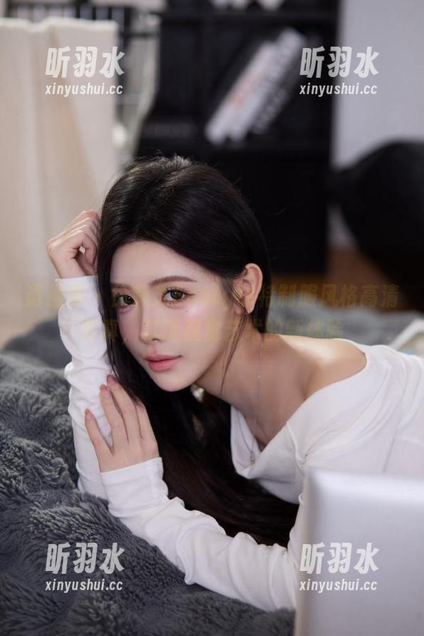 语画界 - 徐莉芝Booty独特制服风格高清写真，打造视觉艺术的新体验
