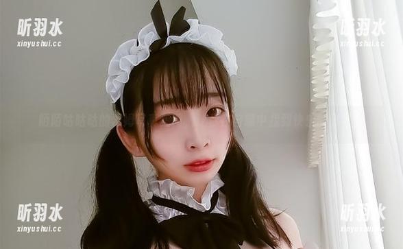 陌陌咕咕咕的雷姆写真美图，让你在自嘲中找到快乐的图包！