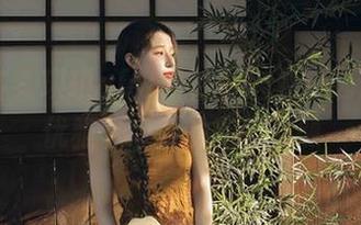 青豆客 - 琪琪qlql白衬衫魅力精选合集：优雅与清新的完美交融